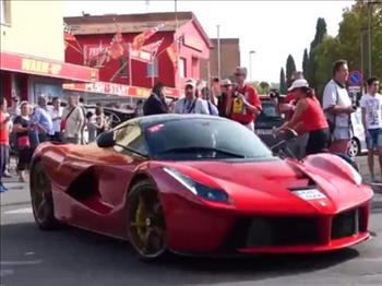 Ngắm hot girl cầm lái siêu xe Ferrari LaFerrari mui trần trị giá 45,5 tỷ Đồng