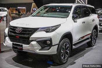 Toyota ra mắt Fortuner TRD Sportivo 2017