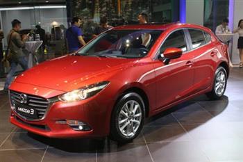 Giá xe Kia, Mazda đã chạm đáy, không biến động trong năm 2018?