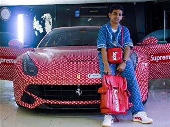Thiếu gia Dubai 15 tuổi rao bán Ferrari khoác áo Louis Vuitton