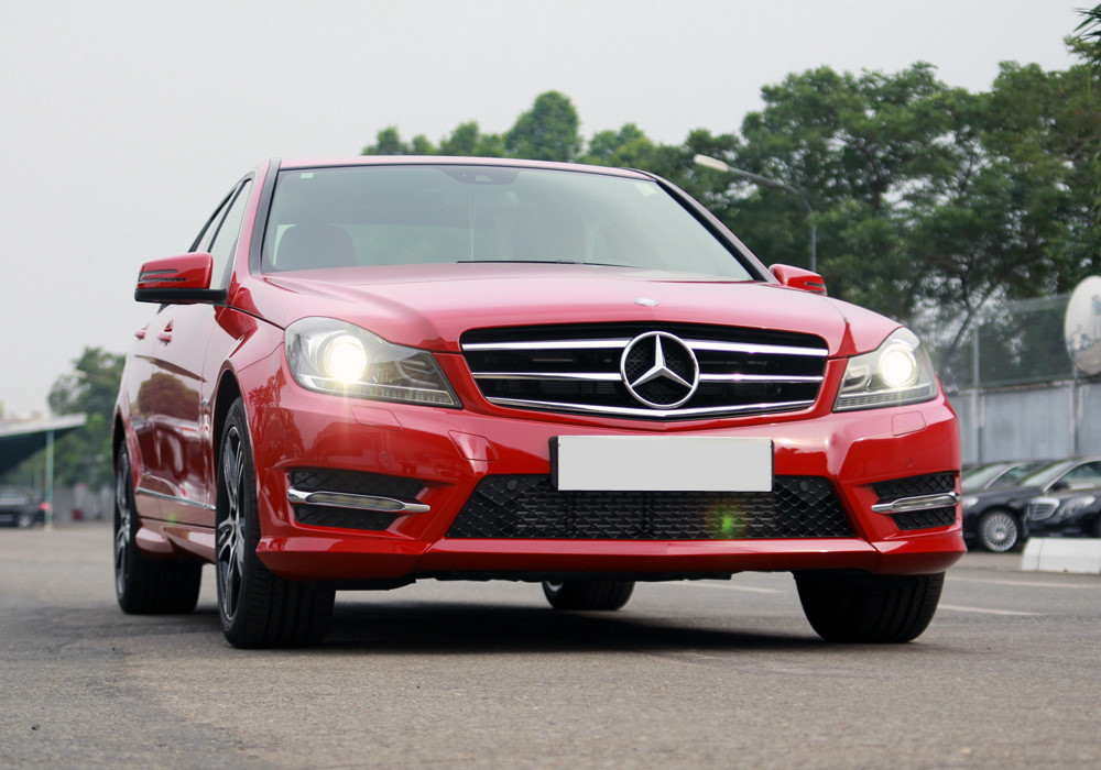 mercedes-benz-c-class-edition-c-co-gia-khoang-14-ty-dong-4